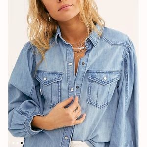 Free People We The Free With Love Denim Puff Sleeve Blouse Medium